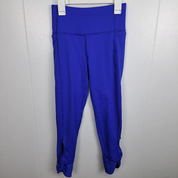 Under Armour Pants - Under Armour Leggings XS Blue‎ Fitted Workout Pants Pockets Ankle Slit
